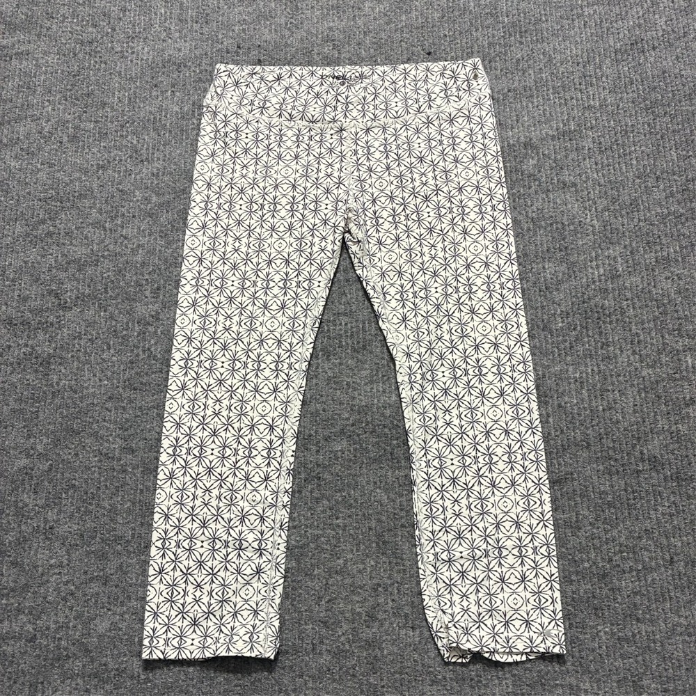 O'Neill 365 Womens Capri Pants Size M White Geometric Print Pull On Low Rise‎
